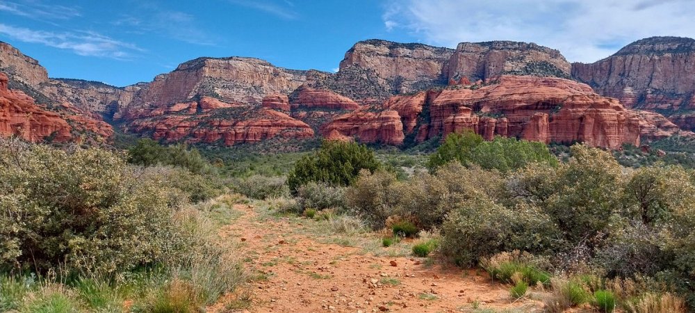 a canyon in Sedona AZ 